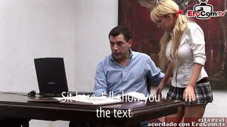 Spuenesch grouss Titten milf fuck bei der Aarbecht