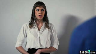 Couage esposa ordenar su empleado de Vanguardia a la mierda su esposo