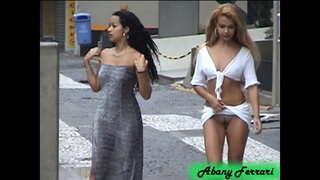 Они выставляются на улицах Сан-Паулу, писают на оживленной улице и без стеснения все показывают