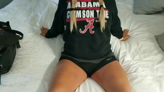 Hjemmelaget blonde kone rir en kuk