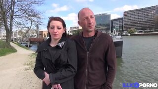 Hitondra izany eo anoloan&#039;ny vadiko